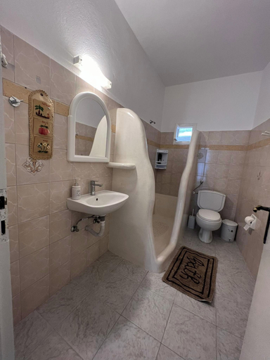 Bathroom, Sagma Beach Apartments next to the beach, South Aegean