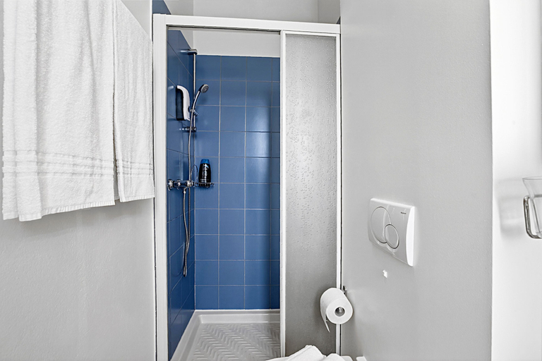 Others 3, Rooms in Villa Agra, Lugano
