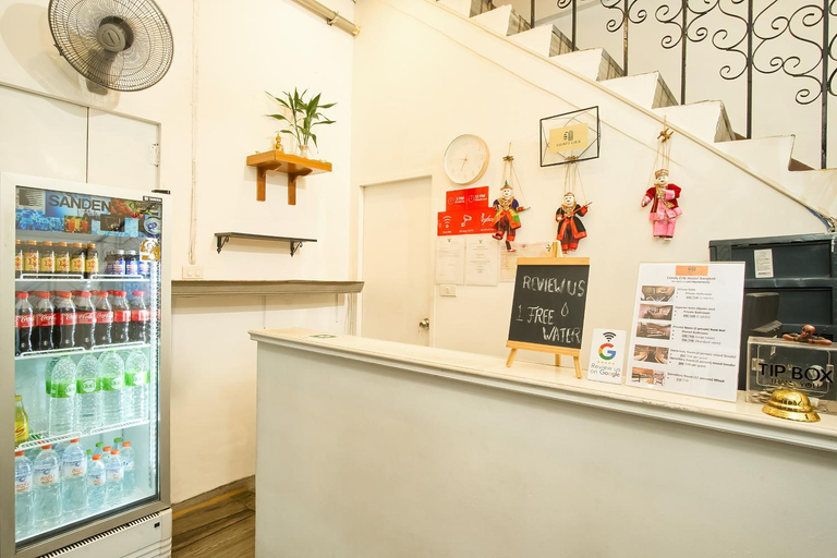 Public Area, comfy crib hostel, Wattana