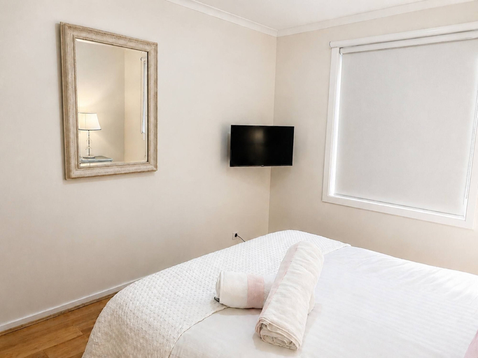 Others 3, Comfort & Central Location in Laverton, Melbourne