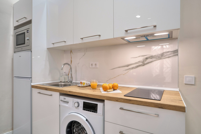 Others 5, Loyola Premium Sevilla Center, by Homing U, Sevilla