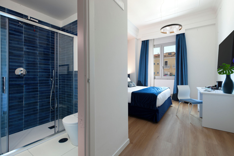 Bedroom 3, Admiral Hotel, Napoli
