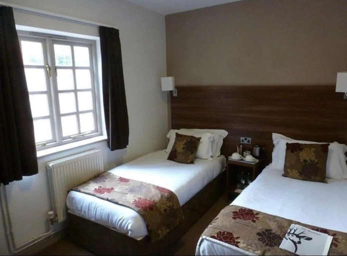 Bedroom 5, The Roebuck Alcester, Warwickshire