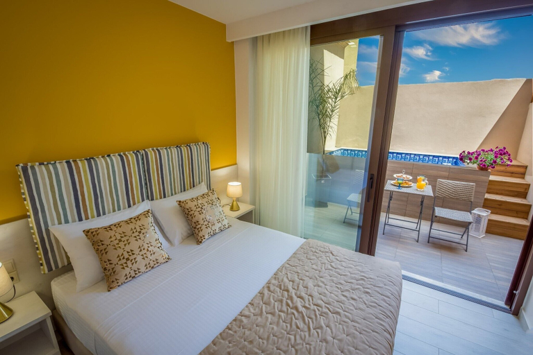 Bedroom 1, Aretousa Suites, Crete