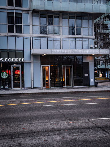 Others 5, Sandon Suites Toronto, Toronto