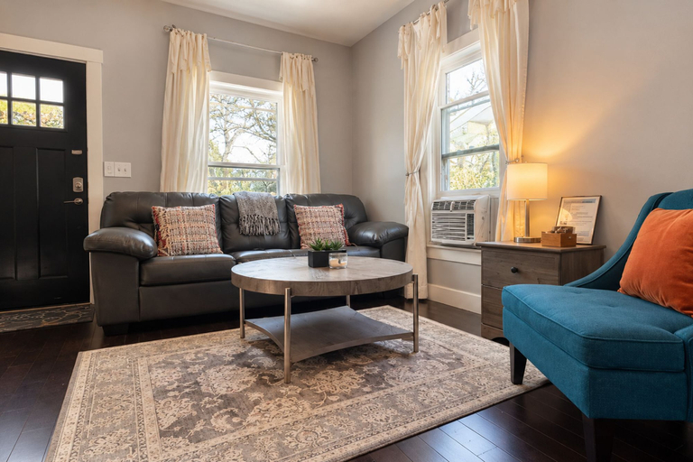 Others 4, The Cottage! Chic Bungalow Near Old Town Square!, Larimer