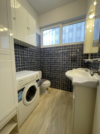 Bathroom 3, Cassiopeia - Glyfada Apartment, Attica
