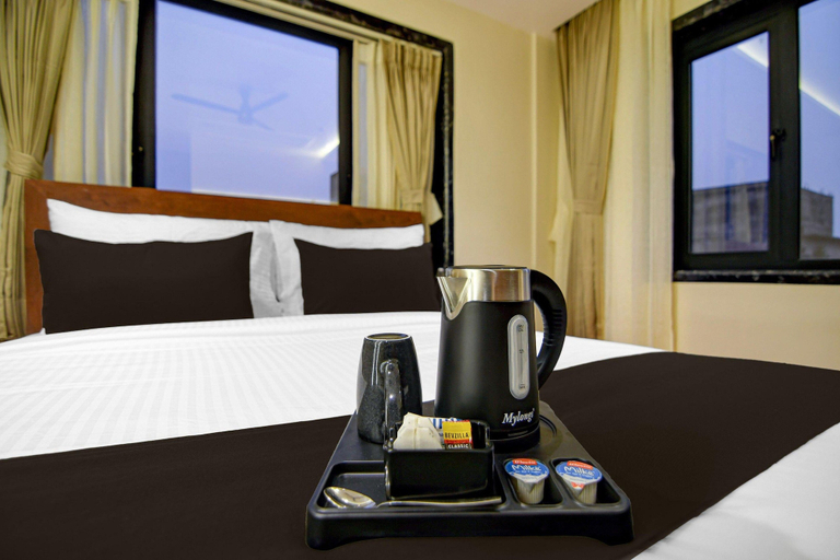 Others 4, Deluxe Room Alamin International, Kolkata