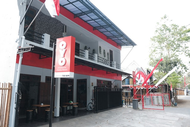 Others 4, Oyo 1380 Velodrome Family House, Malang