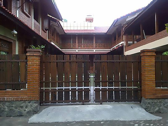 Exterior & Views 3, Roemah Balewaringin, Yogyakarta