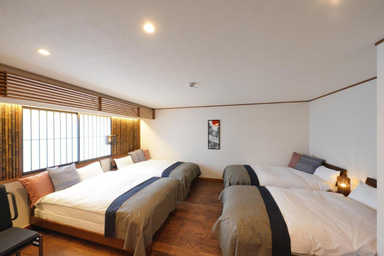Bedroom 4, Yadoya Uguisu, Taitō