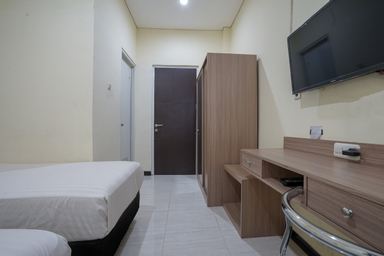 Room 7