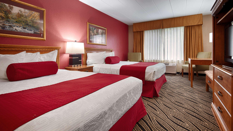 2 Queen Beds, Mobility Accessible, Bathtub, Non-Smoking, Continental Breakfast