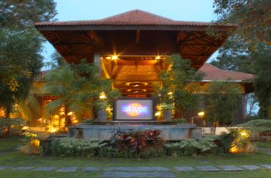 Singgasana Hotel Surabaya (tutup permanen), surabaya
