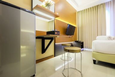 Warm Cozy Studio Room at Signature Park Grande Apartment By Travelio, jakarta selatan