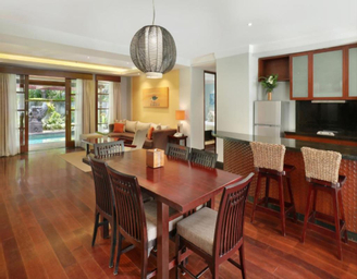 Dining Room 9
