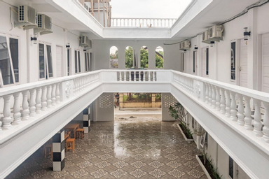 Public Area, RedDoorz near Universitas Medan Area 2, Medan