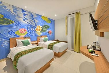 Twin Deluxe Room