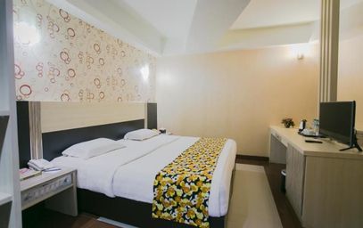 Others 2, Hotel Oval Surabaya, Surabaya