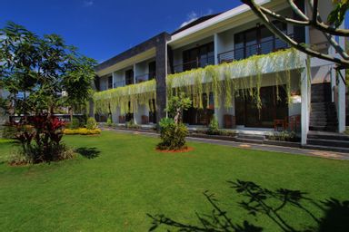 Exterior & Views 1, Sri Kandi Inn, Badung