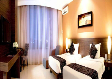Bedroom 4, Grand Pacific Hotel Bandung, Bandung