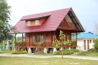 Rumah Nias (2 Single Beds & 8 Extra Beds)