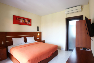 Kamar Superior Double atau Ranjang Lain - Pemandangan Taman
