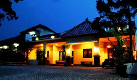 Exterior & Views 1, Bandoeng Guest House by Pesen Kamar, Malang