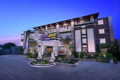 Exterior & Views 1, Quest San Denpasar by ASTON, Denpasar