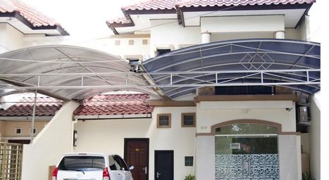Exterior & Views, Galaxy Guest House, Surabaya