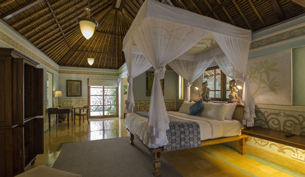 Room with King Bed - Garden View