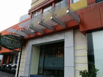 Exterior & Views, International Homestay Surabaya, Surabaya