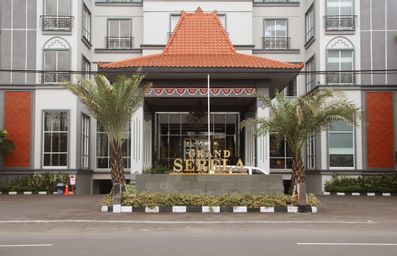 Exterior & Views 1, Grand Serela Yogyakarta by KAGUM Hotels, Sleman
