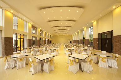 Food & Drinks 4, Hotel Grand Bintang Tawangmangu, Karanganyar