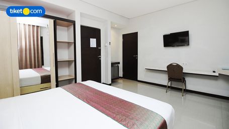 Bedroom 6