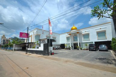 Exterior & Views 4, Grand Malaka Ethical Hotel, Palembang