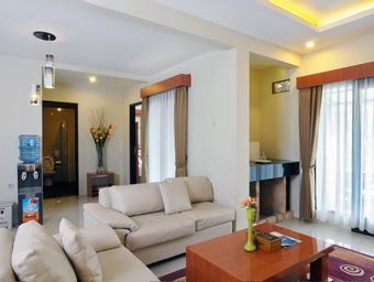 Kamar dengan Ranjang Queen