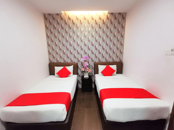 Twin Superior Room