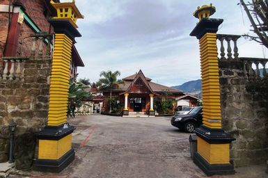 Exterior & Views 3, Samosir Villa Resort, Samosir