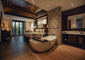 Suite Junior Double - Pemandangan Kolam Renang