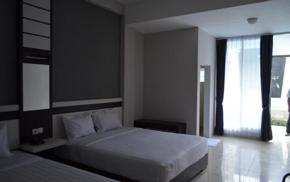 Bedroom 4, De Wahyu Hotel and Convention, Malang