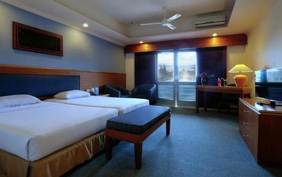 Bedroom, Niagara Hotel Lake Toba & Resort, Simalungun