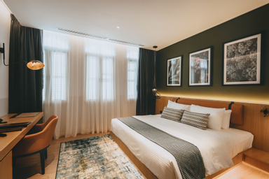 Suite Double atau Ranjang Lain - Pemandangan Kota