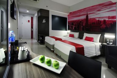 Twin Deluxe Room or Other Beds - City View