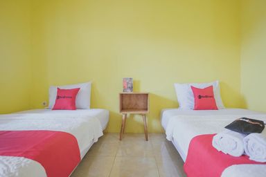 Kamar dengan Ranjang Twin