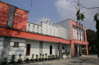 Exterior & Views 1, Cherry Garden Hotel Medan, Medan