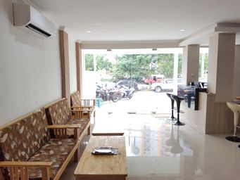 Public Area 4, Ethan Hotel Kelapa Gading, North Jakarta