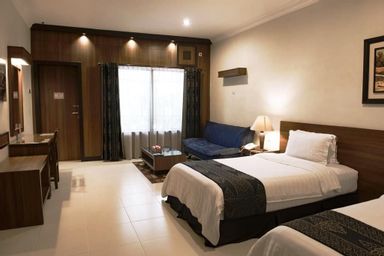 Bedroom 2, Hotel Atsari, Simalungun