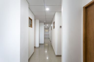 Public Area 3, OYO 106 Sarkawi Residence Near Kartini Hospital, South Jakarta