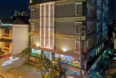 Exterior & Views 2, Grand Puri Saron Hotel Malioboro, Yogyakarta